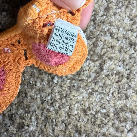 New NWT CELIA B Dandelion Top in Multi